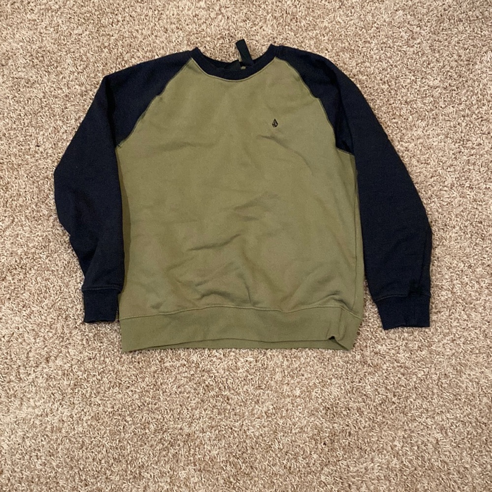 Green Volcom crewneck